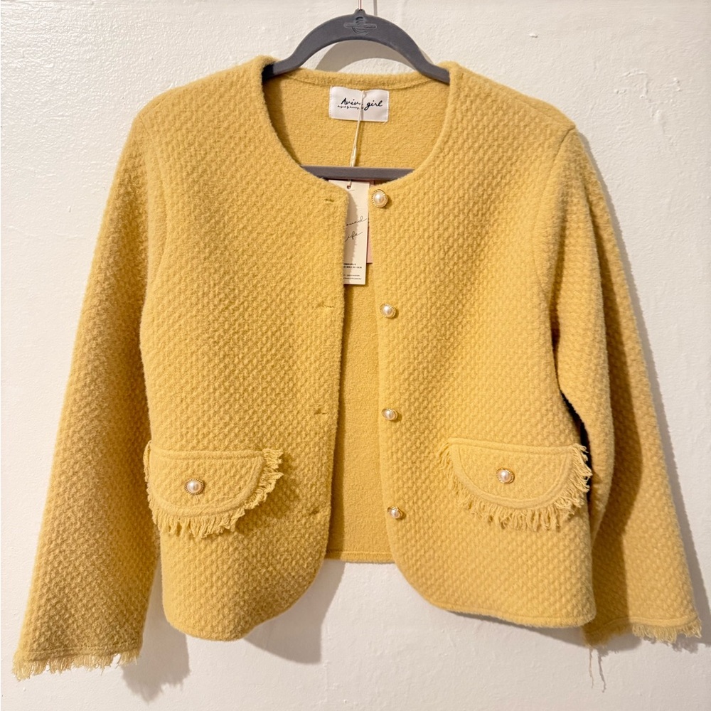 NWT yellow tweed cardigan jacket with pearl buttons